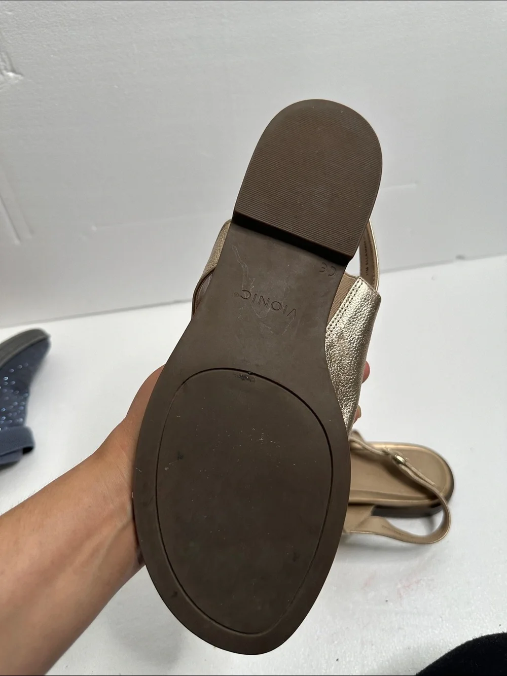 Vionic Ella Womens Metallic Gold Leather Slingback Sandalst size 11